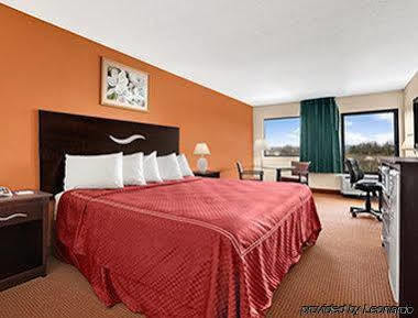 Red Roof Inn Harrisonburg - University Area Dış mekan fotoğraf